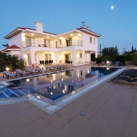 Orchard Blossom Private Villa With Pool Phrenaros Exteriér fotografie