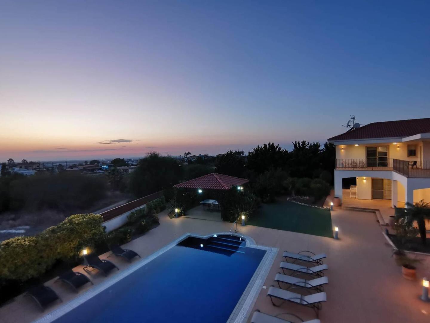 Orchard Blossom Private Villa With Pool Phrenaros Exteriér fotografie